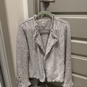 Cute grey with black blazer